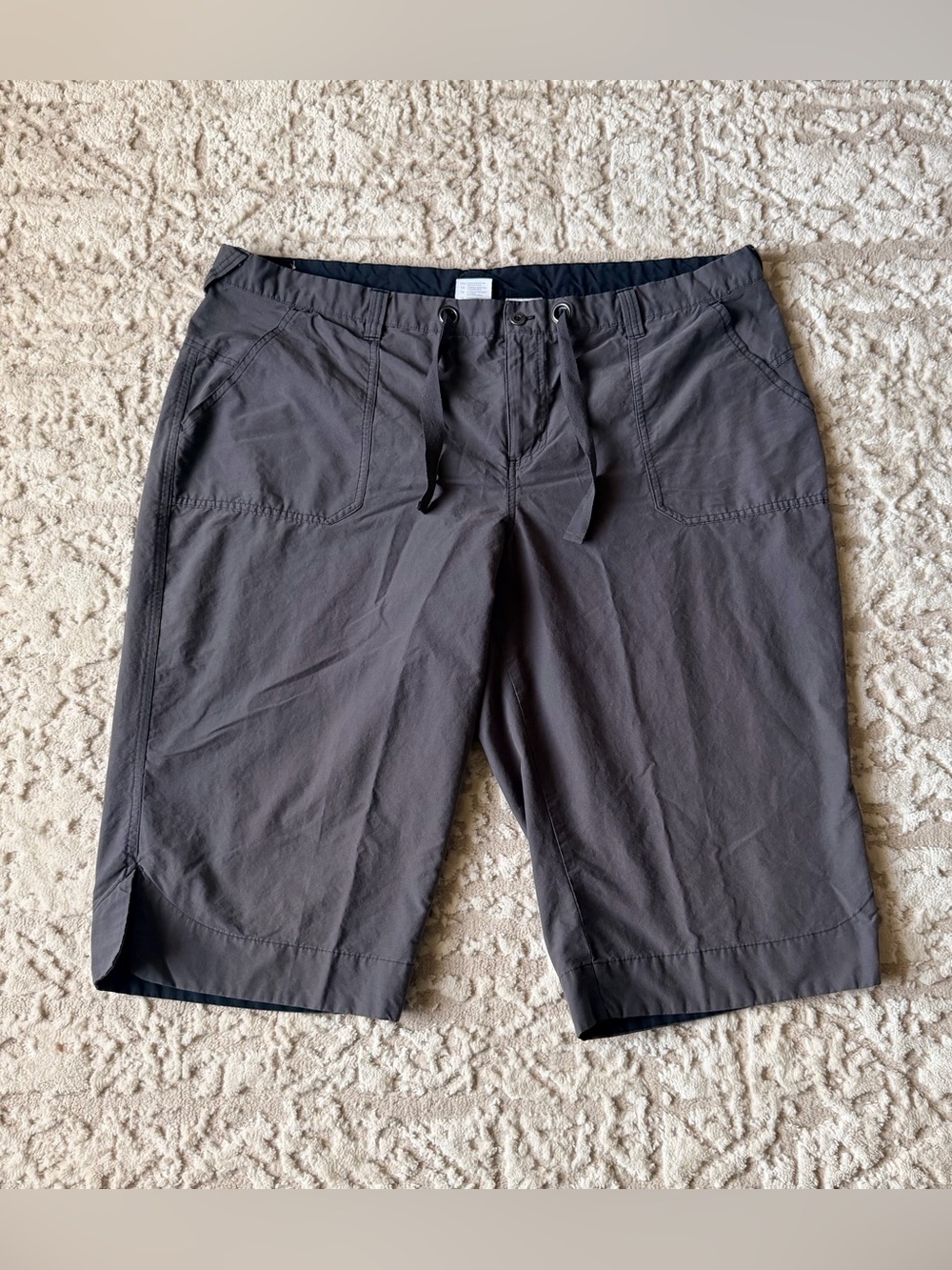 Columbia Women's Charcoal Drawstring Hybrid Capris